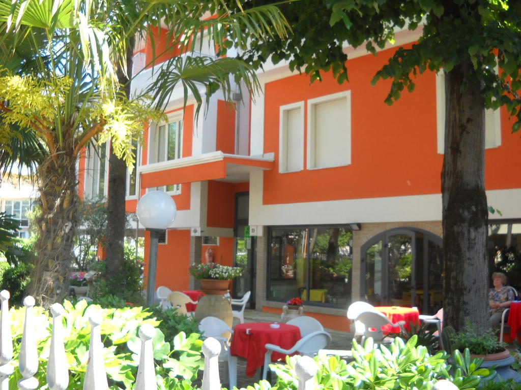 Hotel Edelweiss Cervia Esterno foto