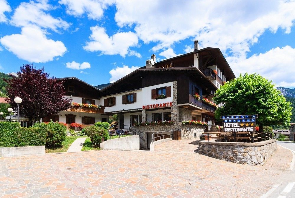 Hotel Edelweiss Cervia Esterno foto