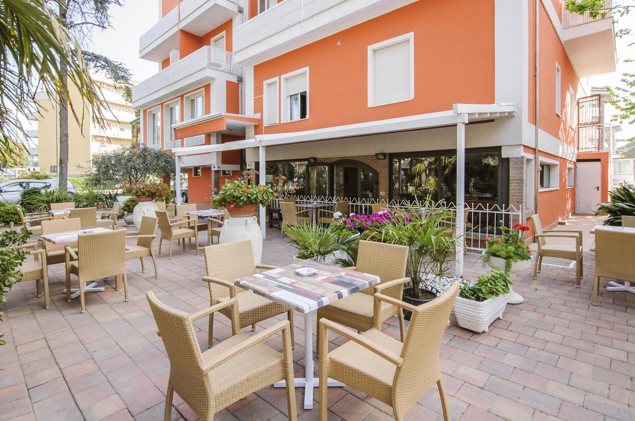 Hotel Edelweiss Cervia Esterno foto