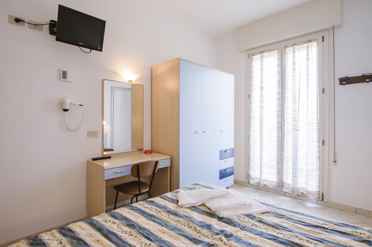 Hotel Edelweiss Cervia Esterno foto