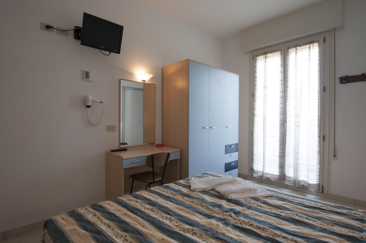 Hotel Edelweiss Cervia Esterno foto