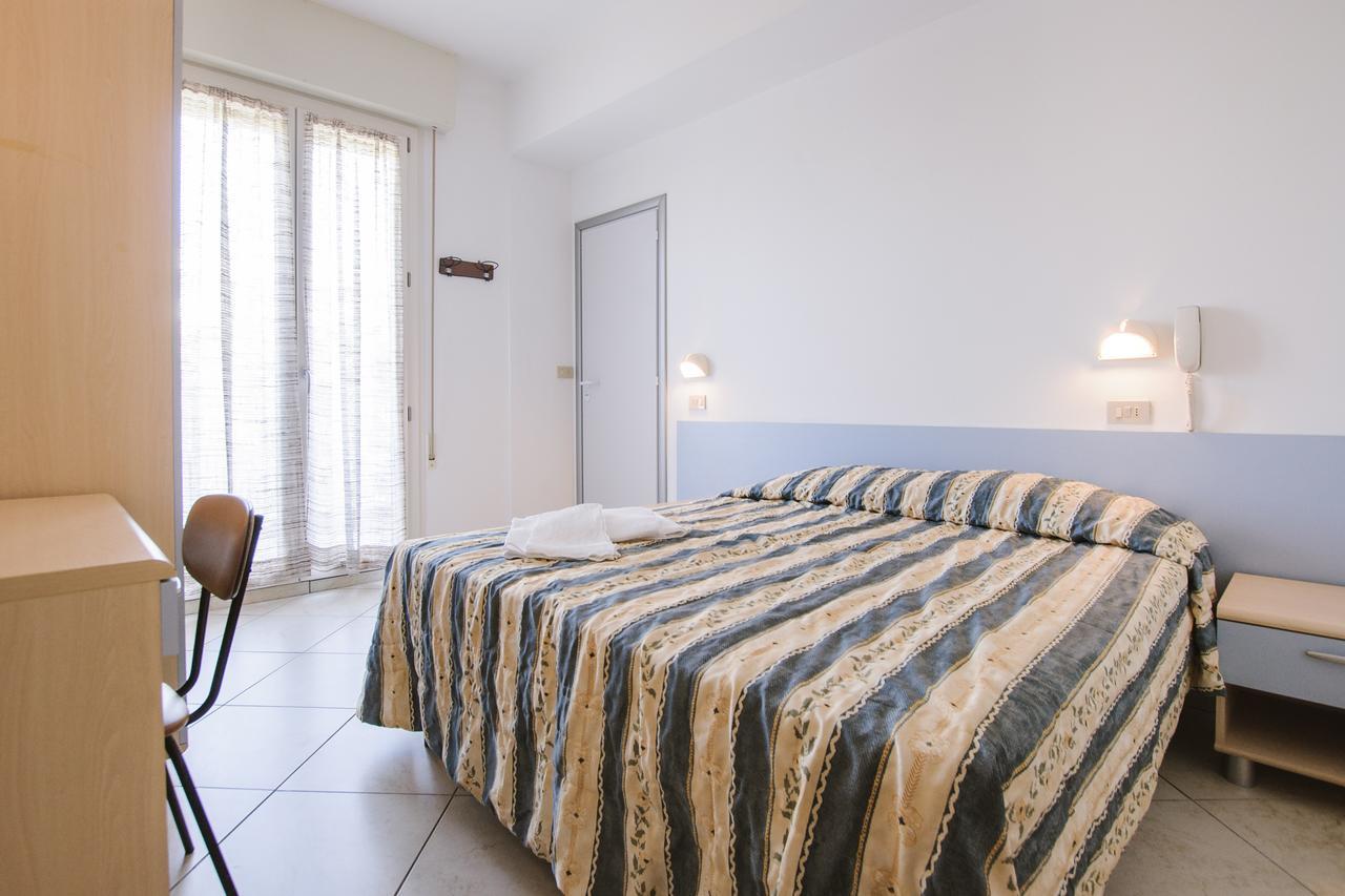 Hotel Edelweiss Cervia Esterno foto