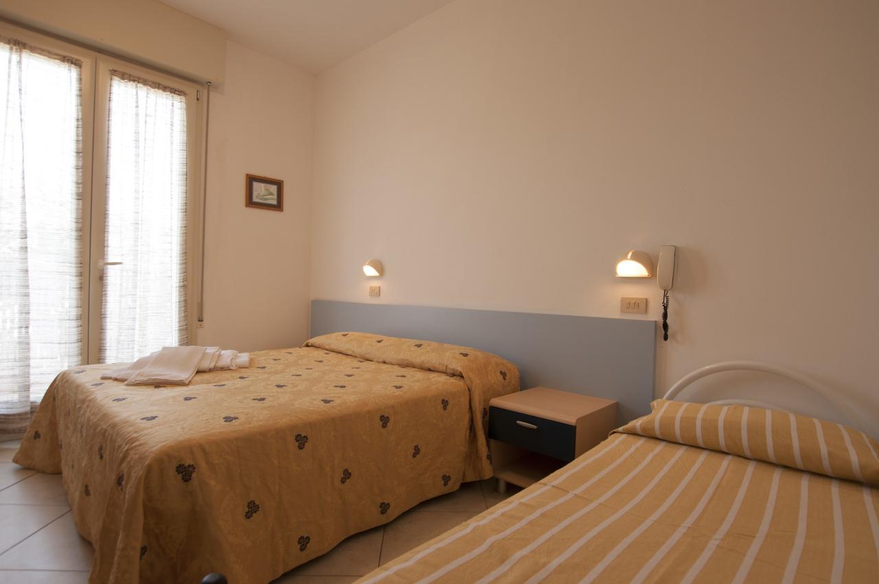 Hotel Edelweiss Cervia Esterno foto