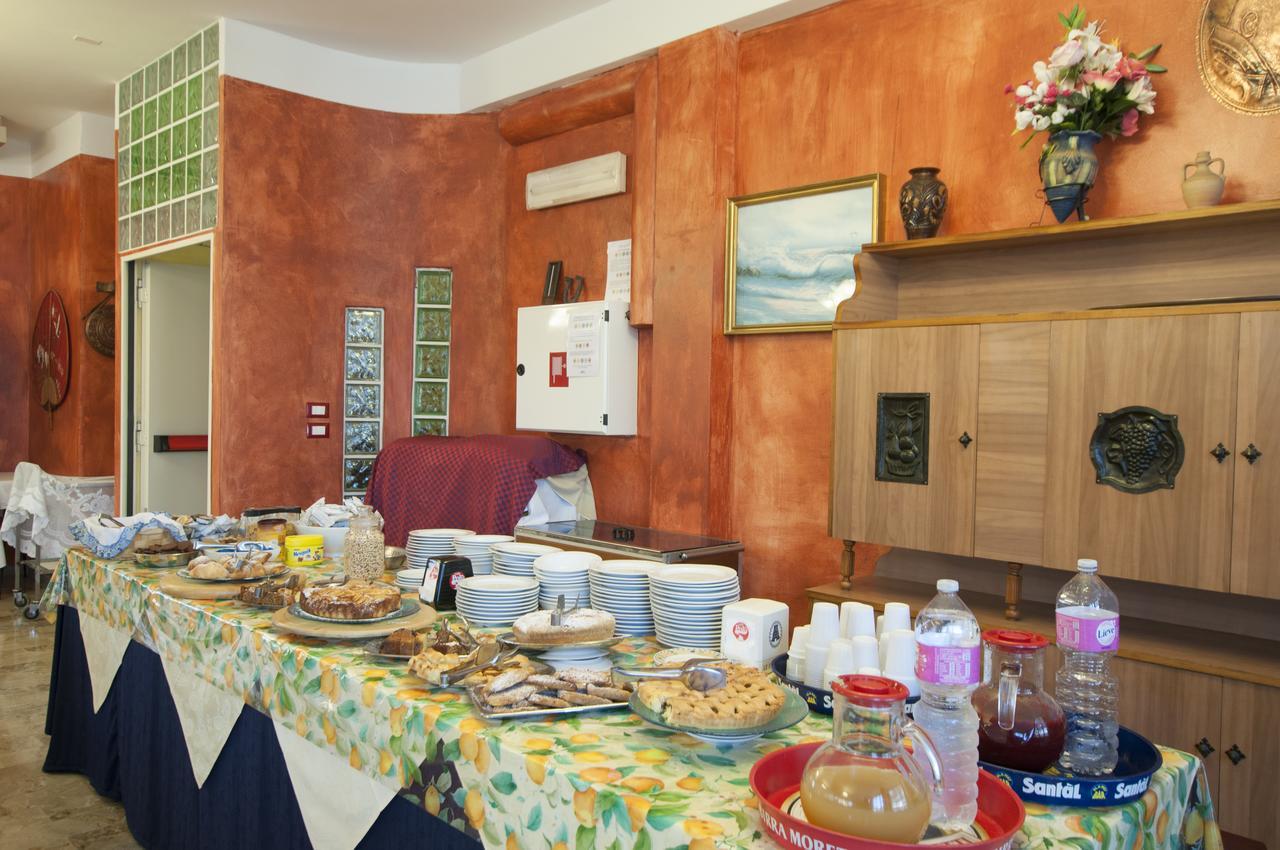 Hotel Edelweiss Cervia Esterno foto